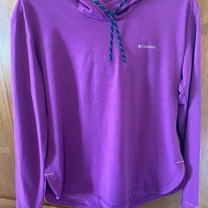 Women's Columbia UV-Blocking LS Hoodie - Small